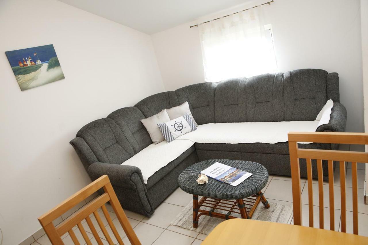Apartman Alica Srima โวดีเซ ภายนอก รูปภาพ