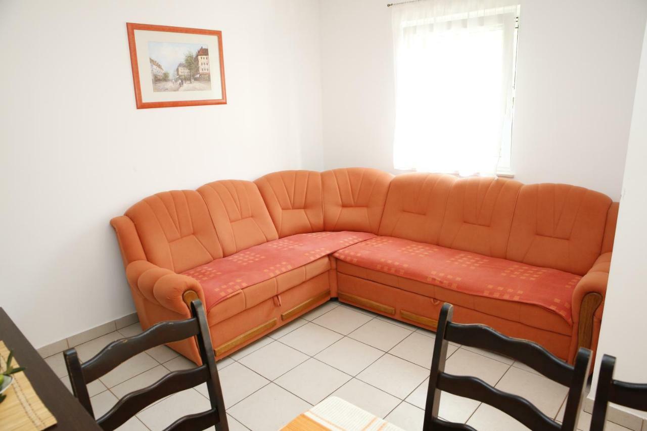Apartman Alica Srima โวดีเซ ภายนอก รูปภาพ
